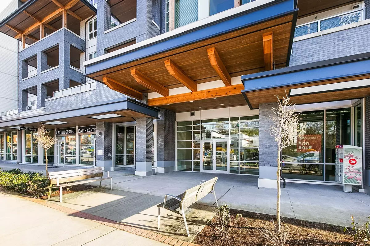 Port Moody, BC V3H 0M4,3229 St Johns ST #301