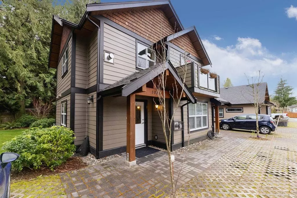 Gibsons, BC V0N 1V8,518 Shaw RD #106