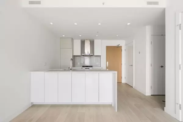 Burnaby, BC V5H 0H3,4670 Assembly WAY #805