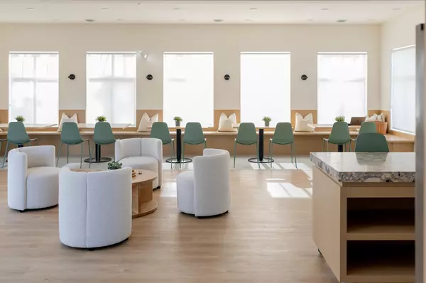 Surrey, BC N0N 0N0,2350 165 ST #158