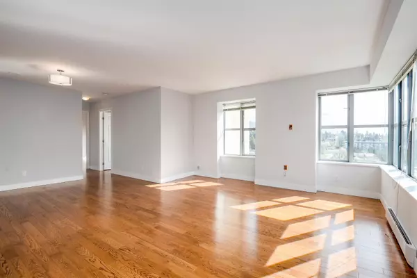 North Vancouver, BC V7L 3G2,1555 Eastern AVE #1403