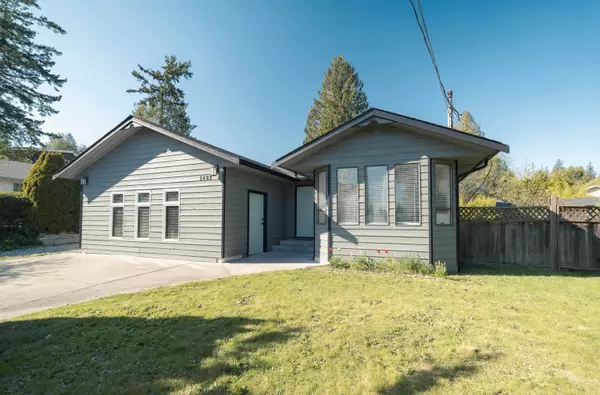 Sechelt, BC V7Z 0M3,5467 Carnaby PL