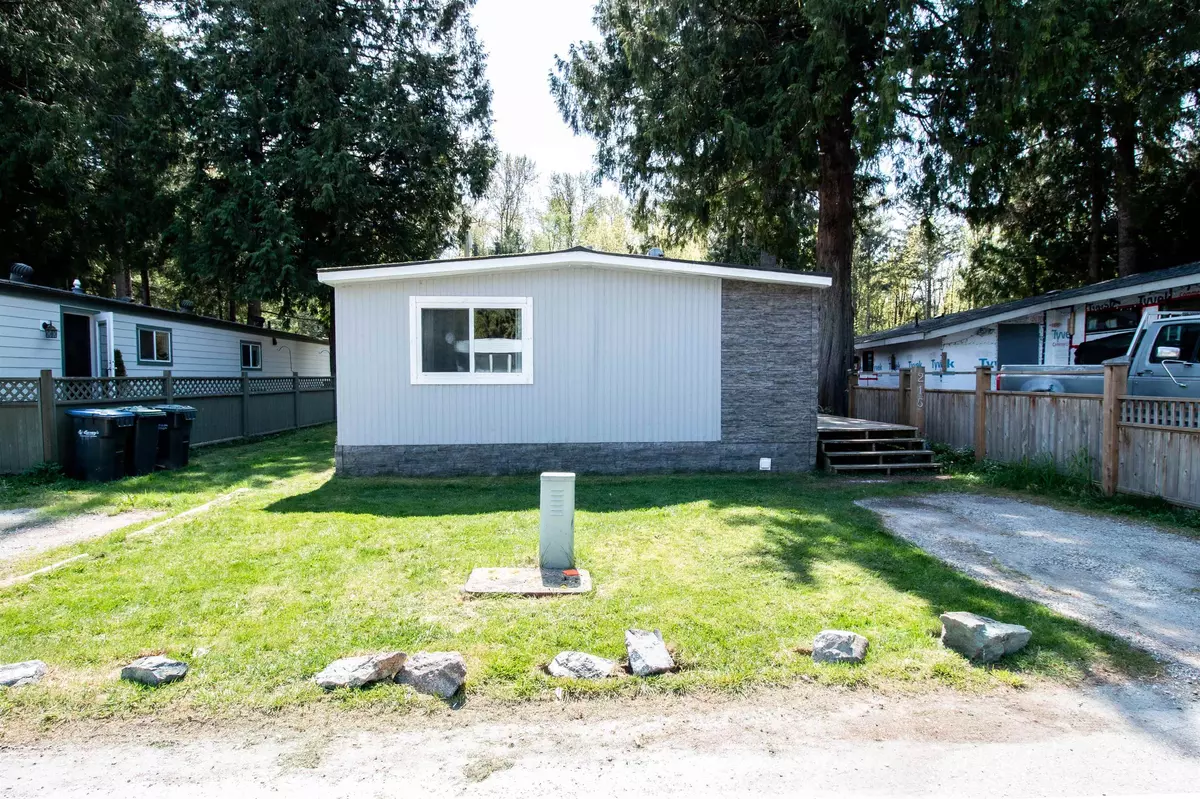 Squamish, BC V8B 0J1,1830 Mamquam RD #215