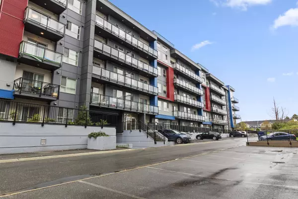 Langley, BC V3A 0N6,5486 199a ST #102