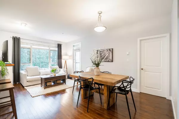 Port Moody, BC V3H 5N1,200 Capilano RD #305