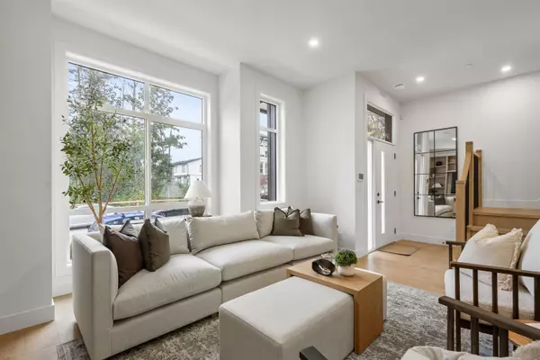 Langley, BC V2S 1S1,19794 76 AVE