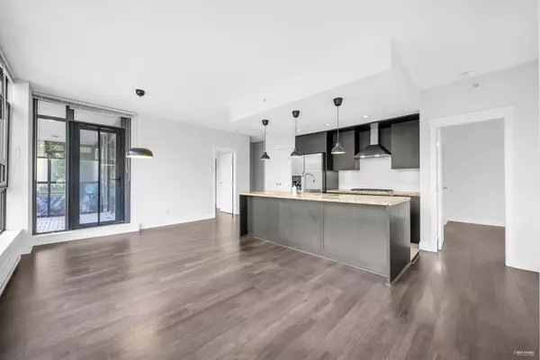 Burnaby, BC V3N 0A2,7088 18th AVE #502