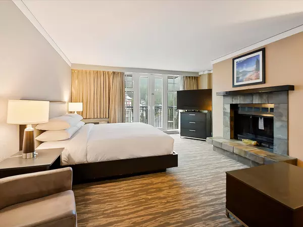 Whistler, BC V8E 1H9,4050 Whistler WAY #724/726