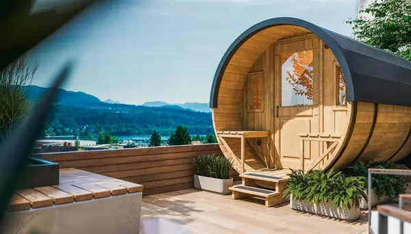 Port Moody, BC V3H 2A8,50 Queens ST #104