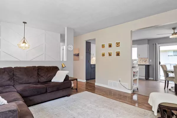 Hope, BC V0X 1L1,21322 Mallard DR