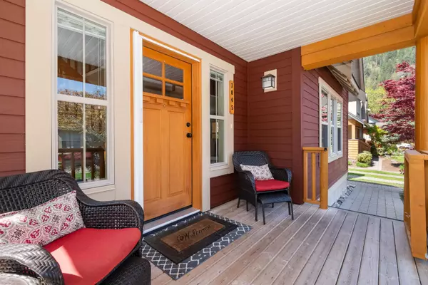 Lindell Beach, BC V2R 0E1,1845 Blackberry LN