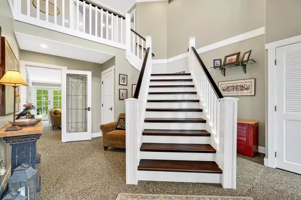 Richmond, BC V7C 5M5,5644 Cornwall DR