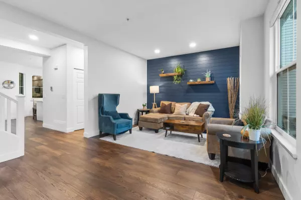 Abbotsford, BC V3G 8H5,35287 Old Yale RD #1