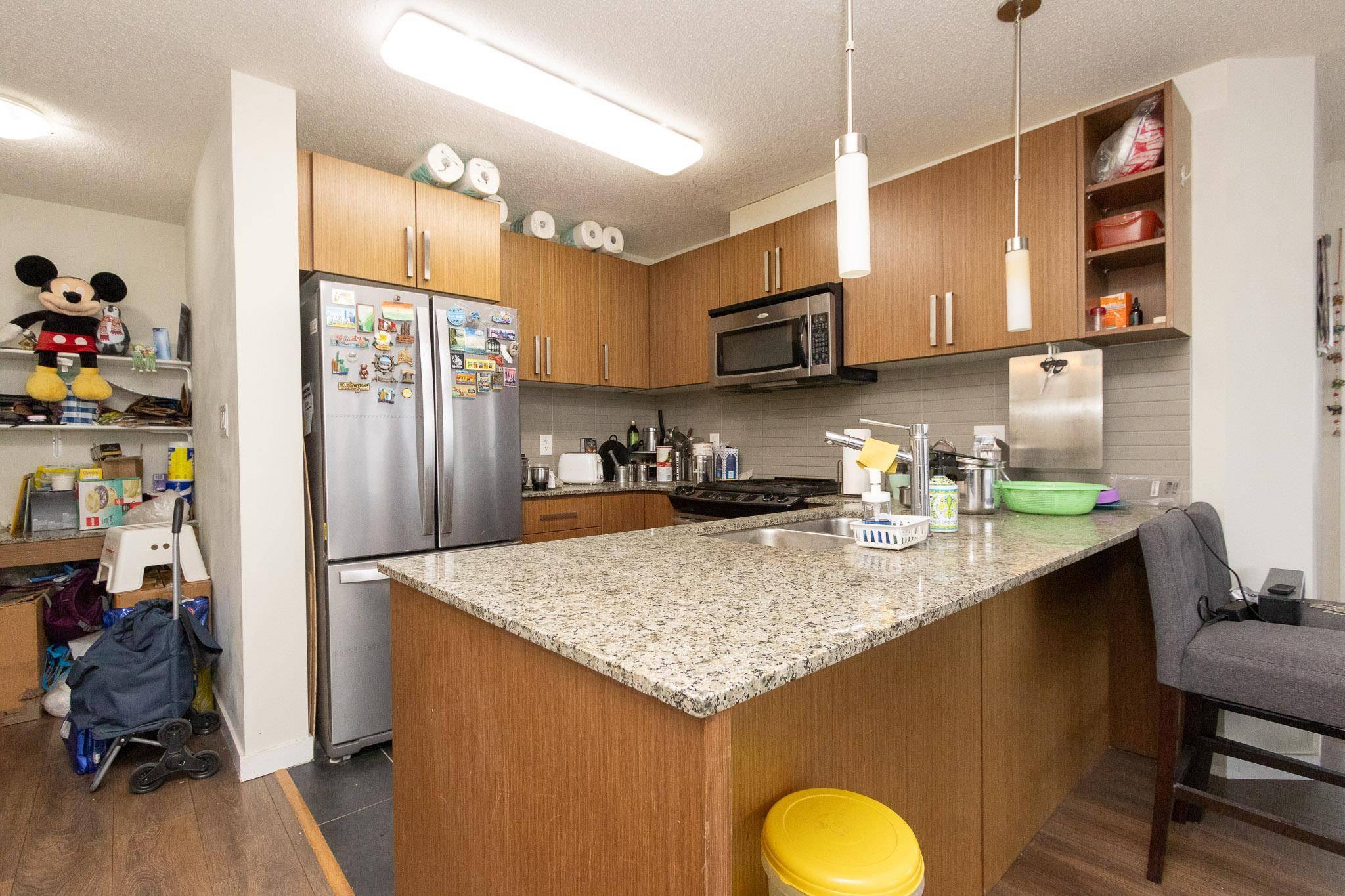Burnaby, BC V3J 0A4,9888 Cameron ST #3105