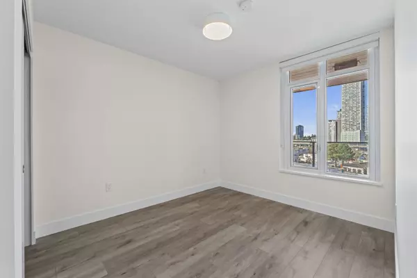 Surrey, BC V3T 1W6,10428 Whalley BLVD #505