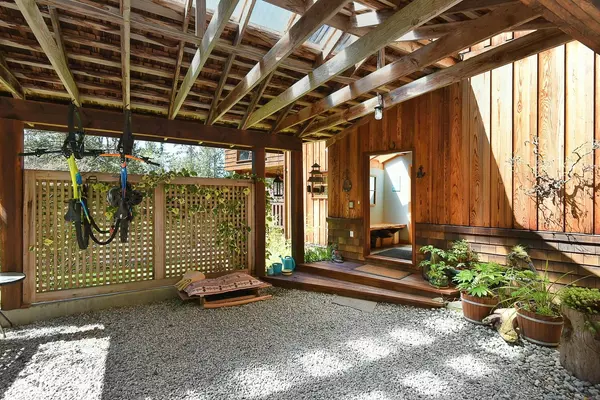 Madeira Park, BC V0N 2H1,4509 Pollock RD