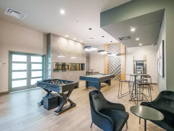 Coquitlam, BC V3J 0J4,530 Whiting WAY #807