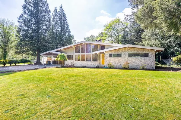 Surrey, BC V4N 3V7,9385 182 ST