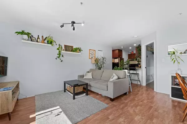 Squamish, BC V8B 0L8,40100 Willow CRES #A201