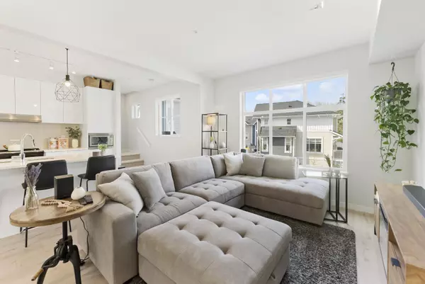 Maple Ridge, BC V2X 9H8,11280 Pazarena PL #1094