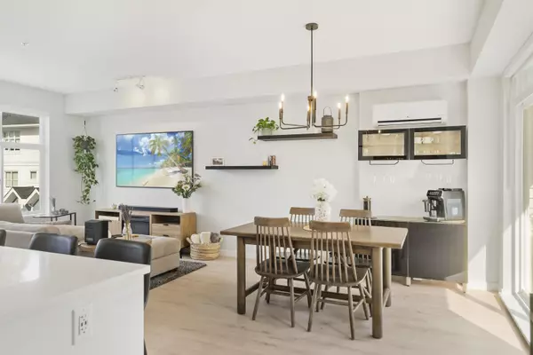 Maple Ridge, BC V2X 9H8,11280 Pazarena PL #1094