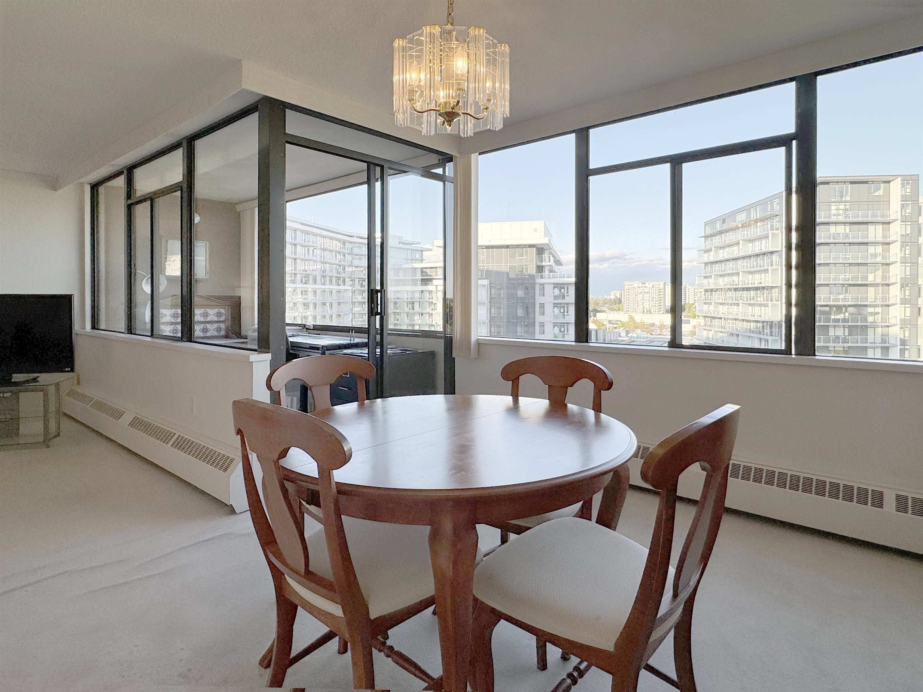 6651 Minoru BLVD #1110, Richmond, BC V6Y 1Z2