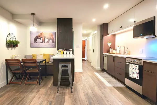 Whistler, BC V8E 0V1,3070 Hillcrest DR #124