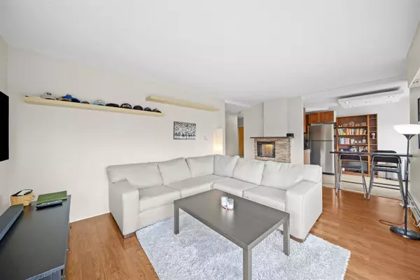 Port Moody, BC V3H 2P1,195 Mary ST #110