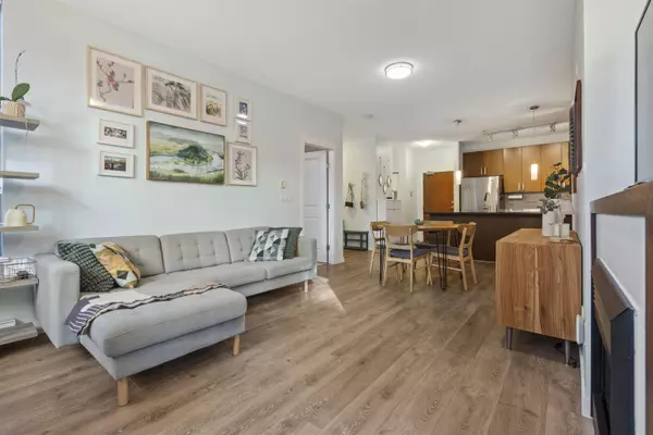 Surrey, BC V3Z 5K3,15918 26 AVE #117