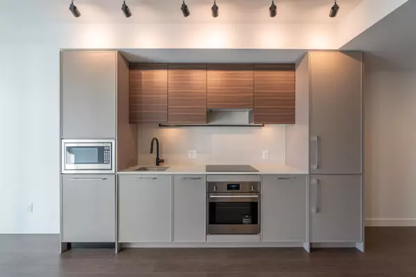 Surrey, BC V3T 0V7,13725 George Junction #1401