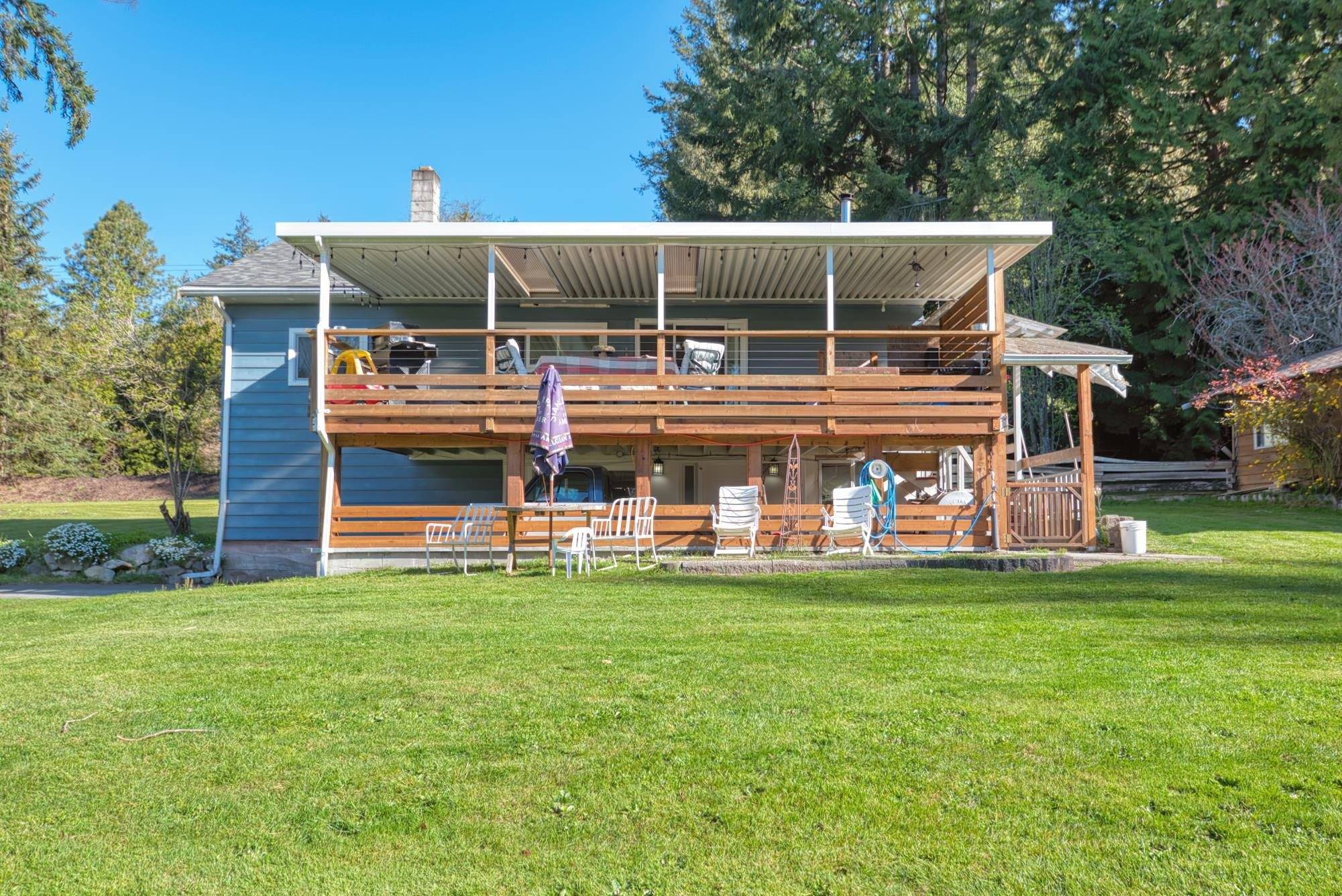 Roberts Creek, BC V0N 2W4,1106 A & B Gladwin Trail RD