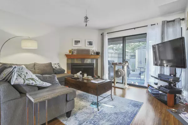 Coquitlam, BC V3B 6E4,1174 Inlet ST #3