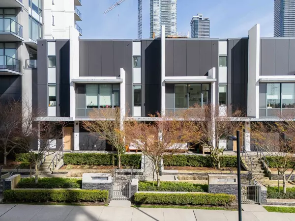 4465 Juneau ST #TH2,  Burnaby,  BC V5C 0L8