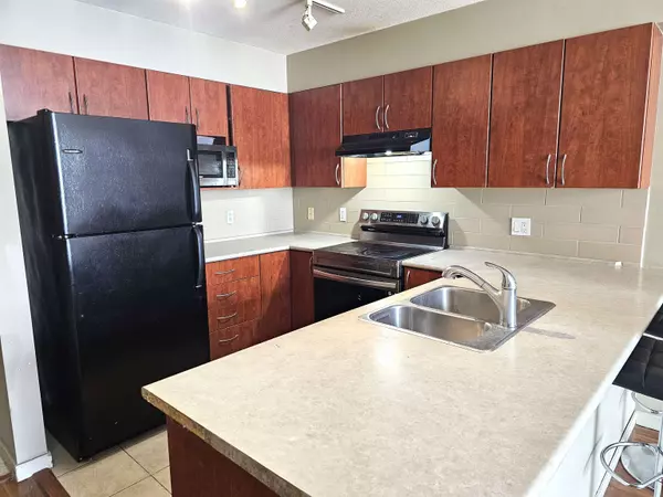 Squamish, BC V0N 1T0,40437 Tantalus RD #427