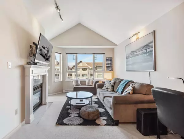 Richmond, BC V7C 5R9,5888 Dover CRES #403