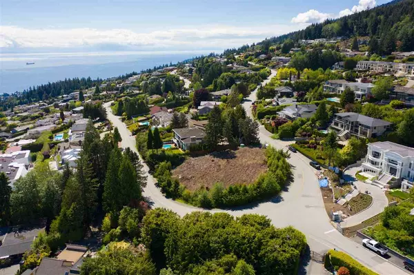 West Vancouver, BC V7S 2S1,1430 Chartwell DR