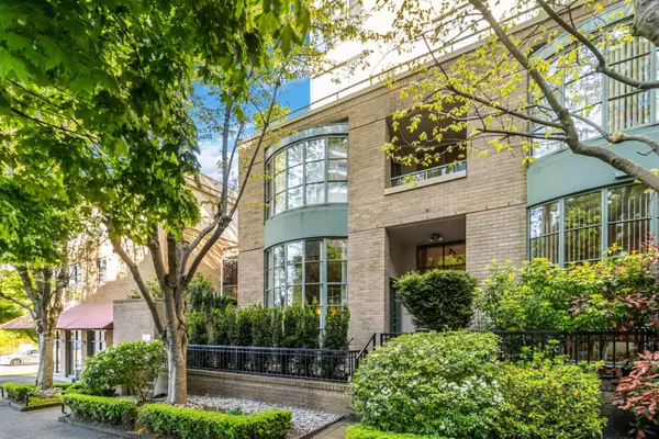 Vancouver, BC V6J 5G4,2288 Pine ST #108