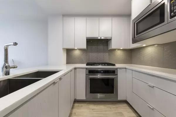 Coquitlam, BC V3J 0J3,717 Breslay ST #410
