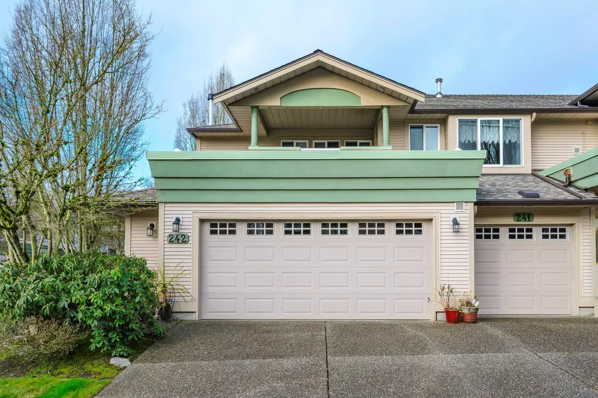 Surrey, BC V3W 0R8,13888 70 AVE #242