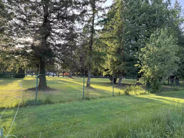 Surrey, BC V3S 2X7,17106 3a AVE