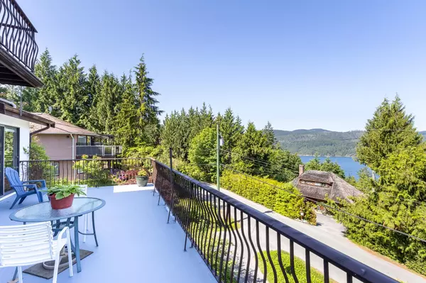 Sechelt, BC V7Z 0E1,5821 Deerhorn DR