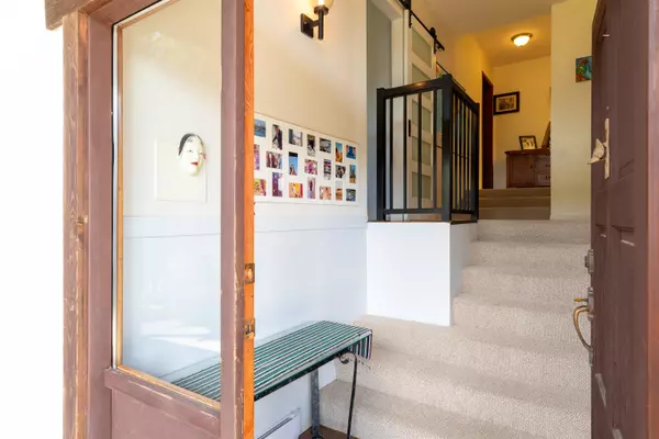 Sechelt, BC V7Z 0E1,5821 Deerhorn DR