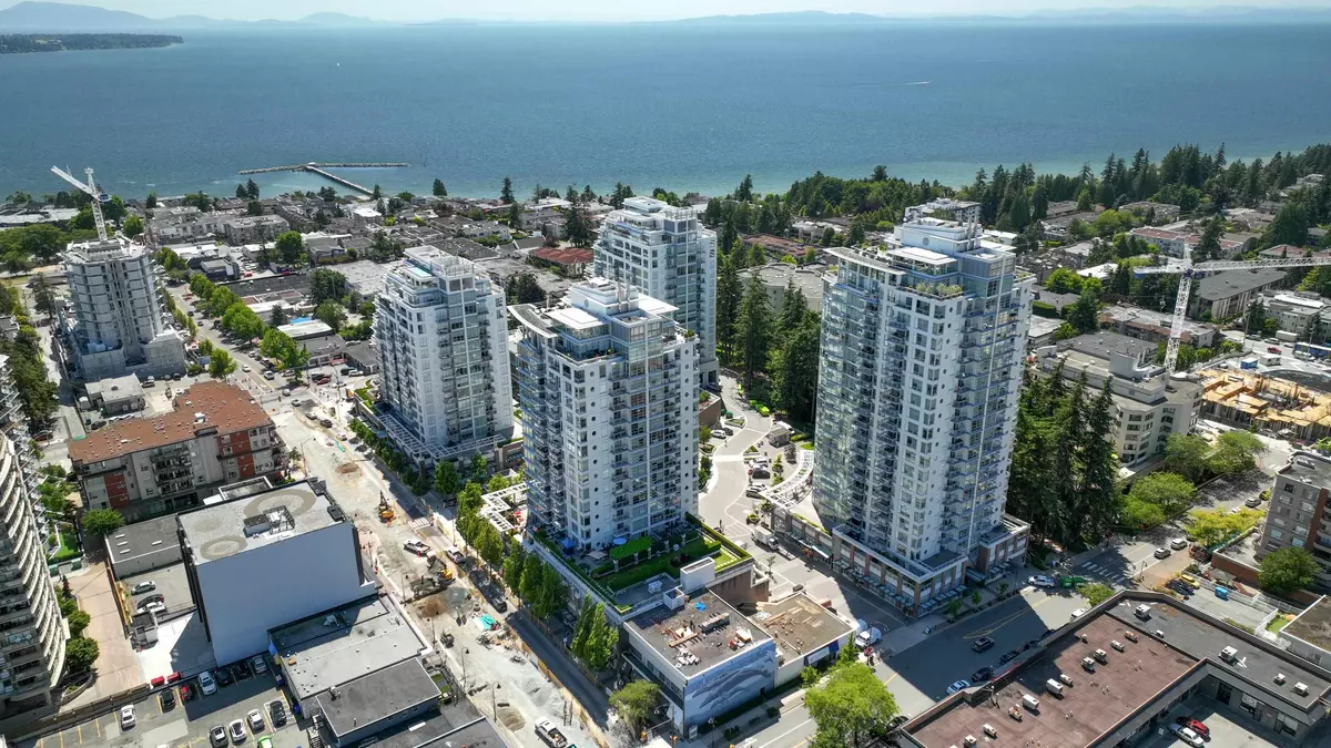 White Rock, BC V4B 0A3,15152 Russell AVE #1401