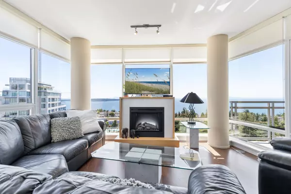 White Rock, BC V4B 0A3,15152 Russell AVE #1401