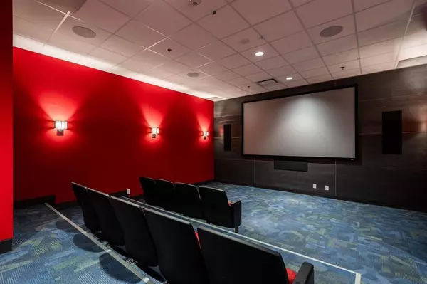 Vancouver, BC V6Z 0E3,1283 Howe ST #512