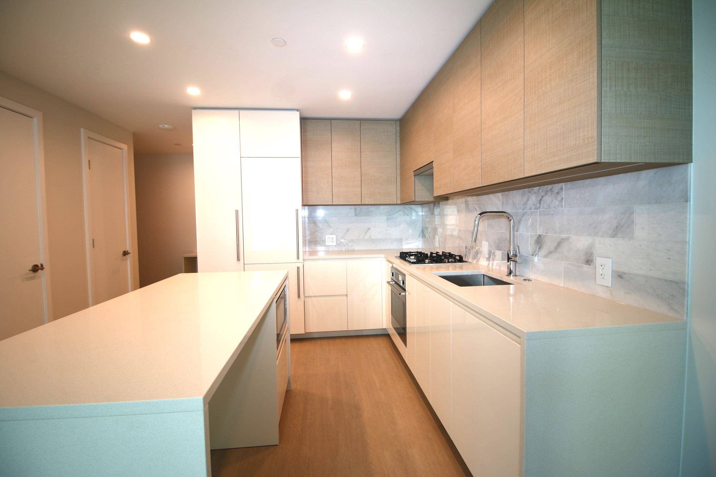 Burnaby, BC V5C 0N7,2186 Gilmore AVE #807