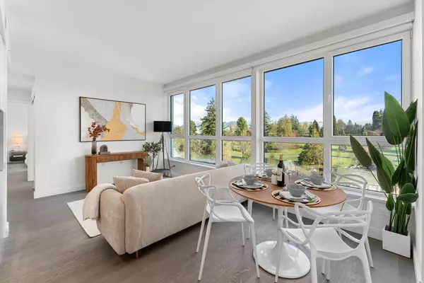 Vancouver, BC V5Z 0K1,4932 Cambie ST #601