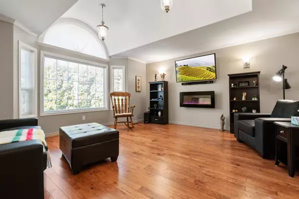 Yarrow, BC V2R 5E3,4470 Anita ST