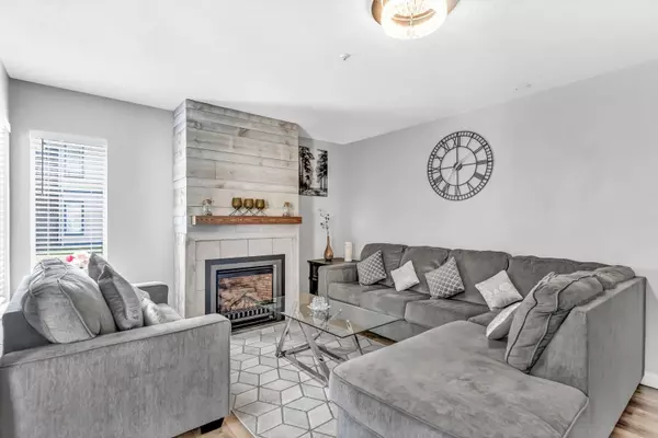 Langley, BC V3A 8G4,5670 208 ST #47