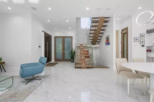 Vancouver, BC V5W 3G6,6150 St. Catherines ST